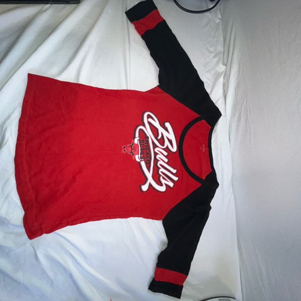 NBA Bulls Red and Black Long Sleeve Top